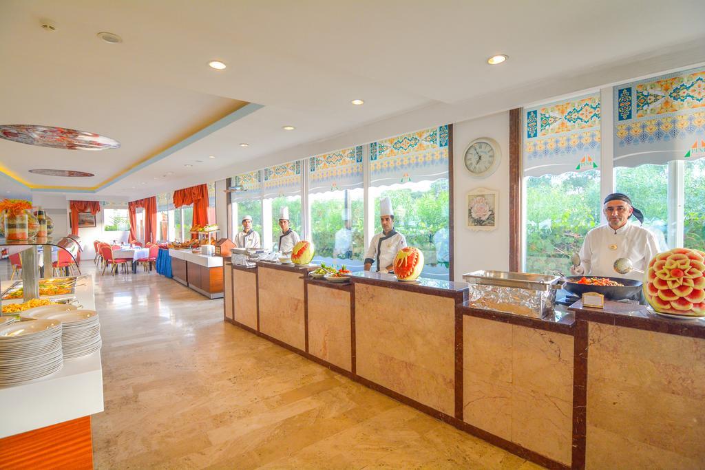 Pine House Hotel Kemer Buitenkant foto
