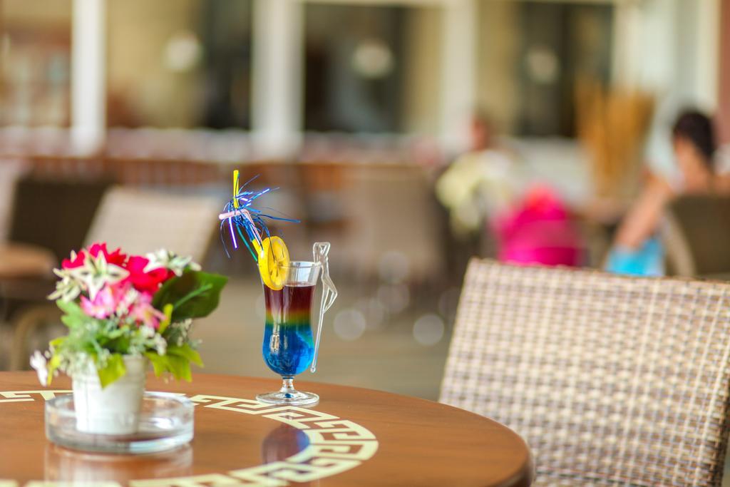Pine House Hotel Kemer Buitenkant foto