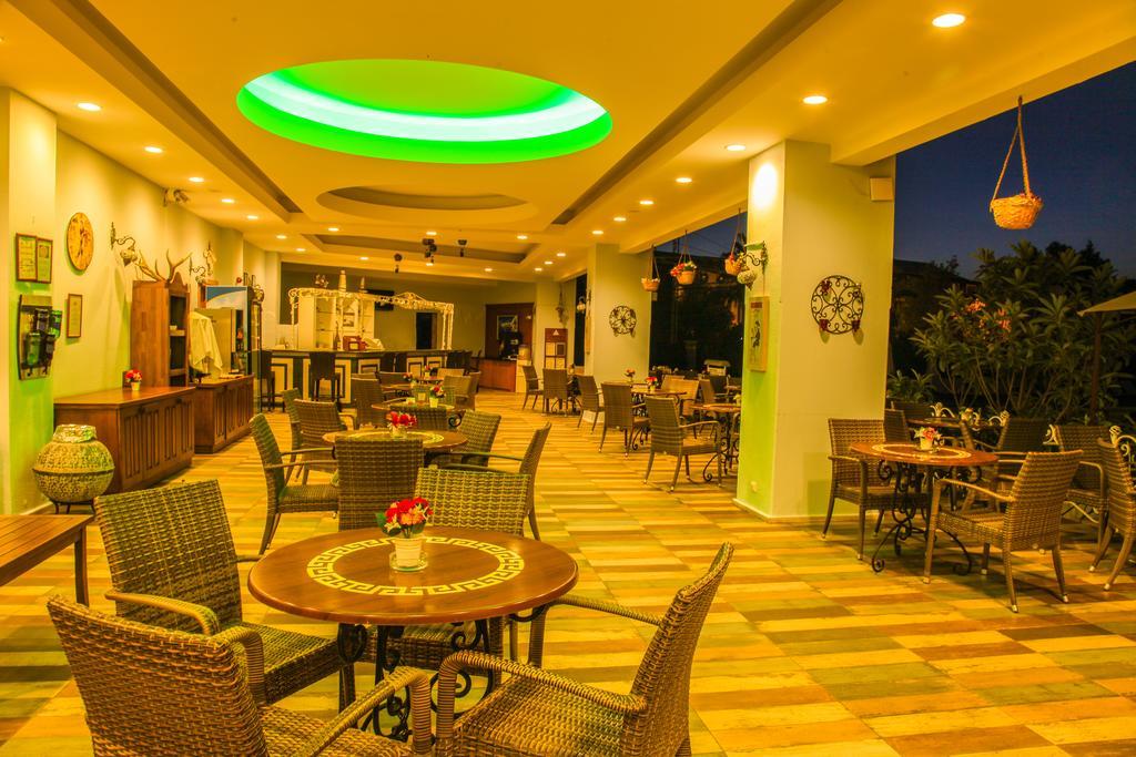 Pine House Hotel Kemer Buitenkant foto