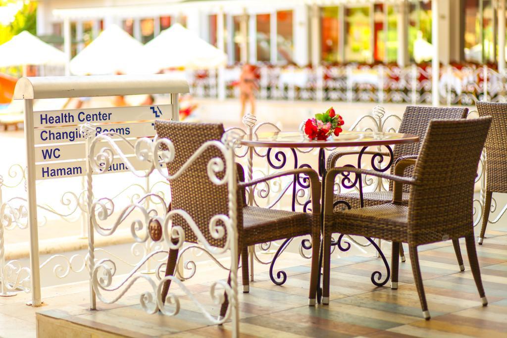 Pine House Hotel Kemer Buitenkant foto